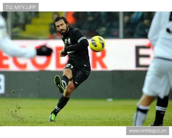 帕雷德斯传球视野广阔，组织调度能力持续提升