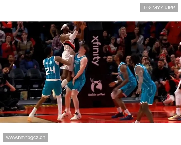 朱·霍勒迪挡拆制造突破空间 提升球队关键时刻进攻效率